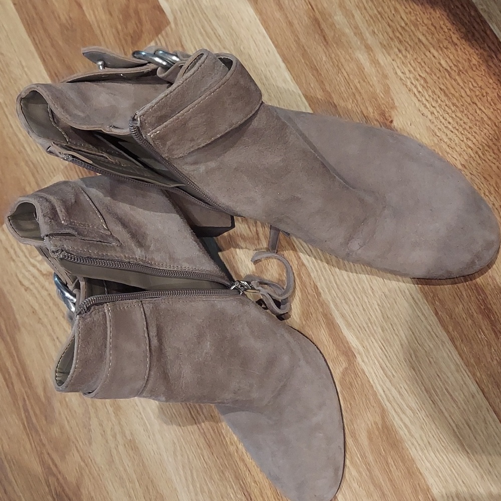 NWOT Sam Edelman Size 9M tan boots